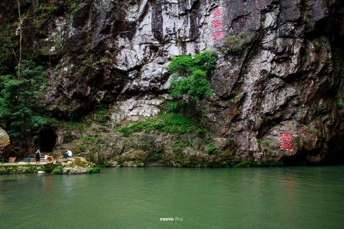 早上起床，是先刷牙再吃早餐，还是先吃早餐再刷牙比较卫生？游戏画面